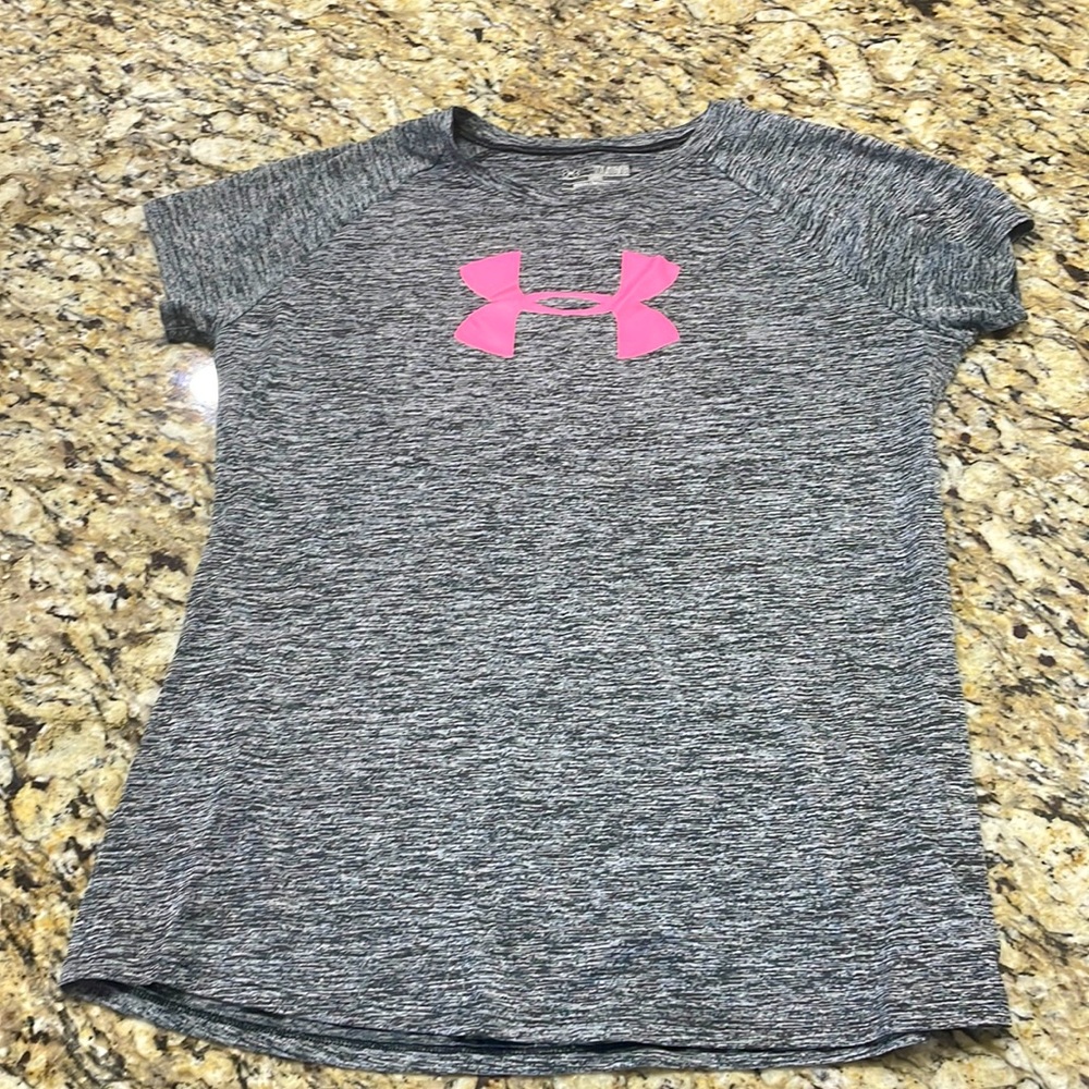 XL grey and pink under armour shirt